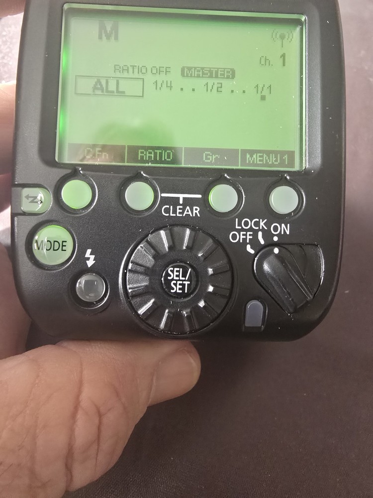 Canon ST-E3-RT Speedlite Transmitter STE3RT Used