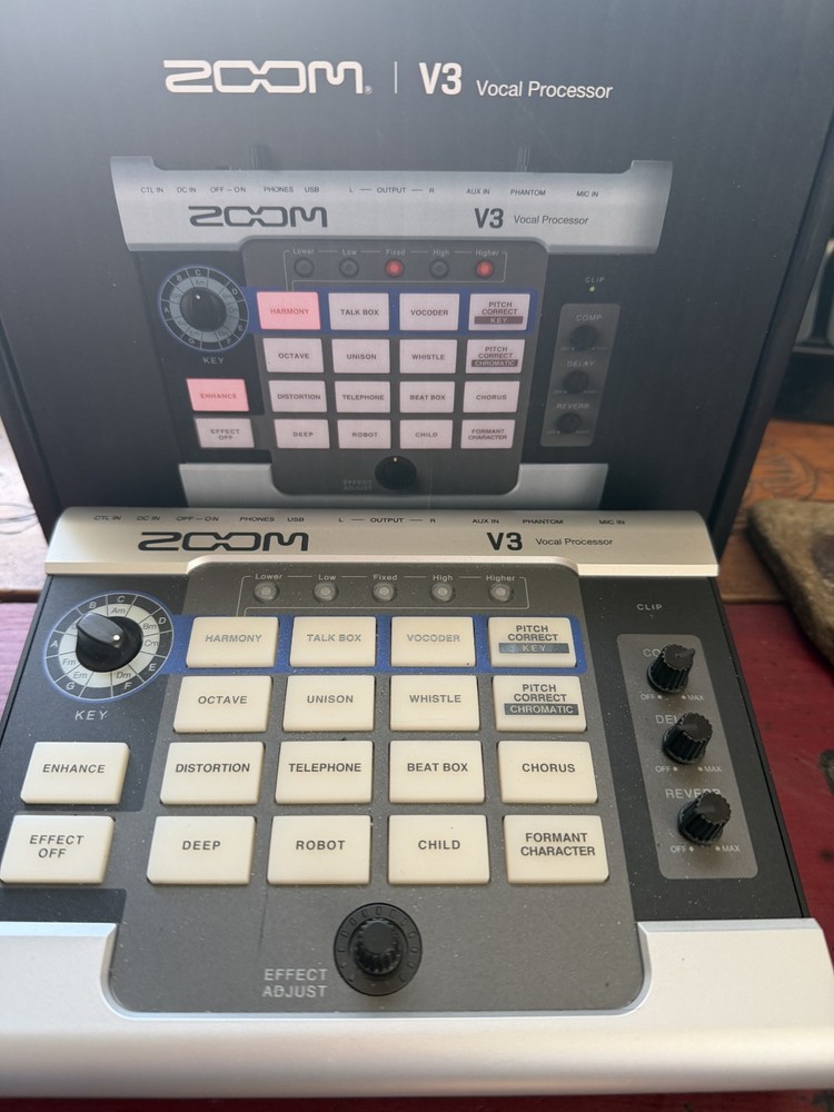 Zoom ZV3 Vocal Effects Processor