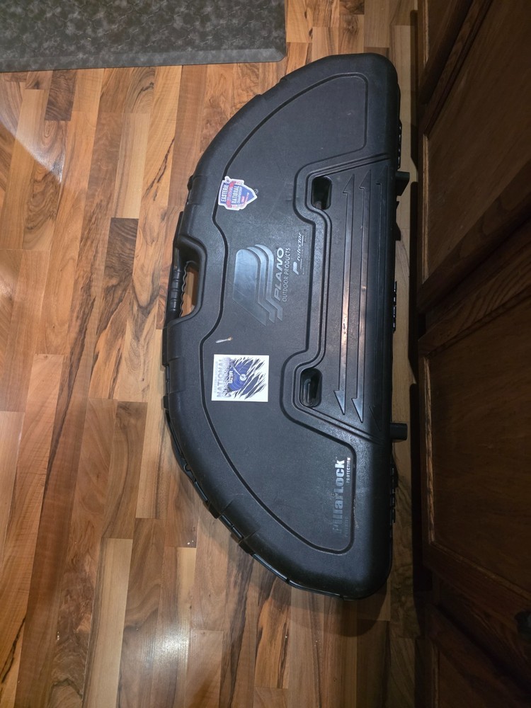 compound bow right hand