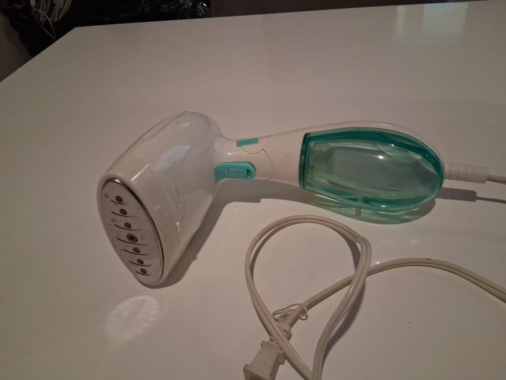 Essential Portable Steamer