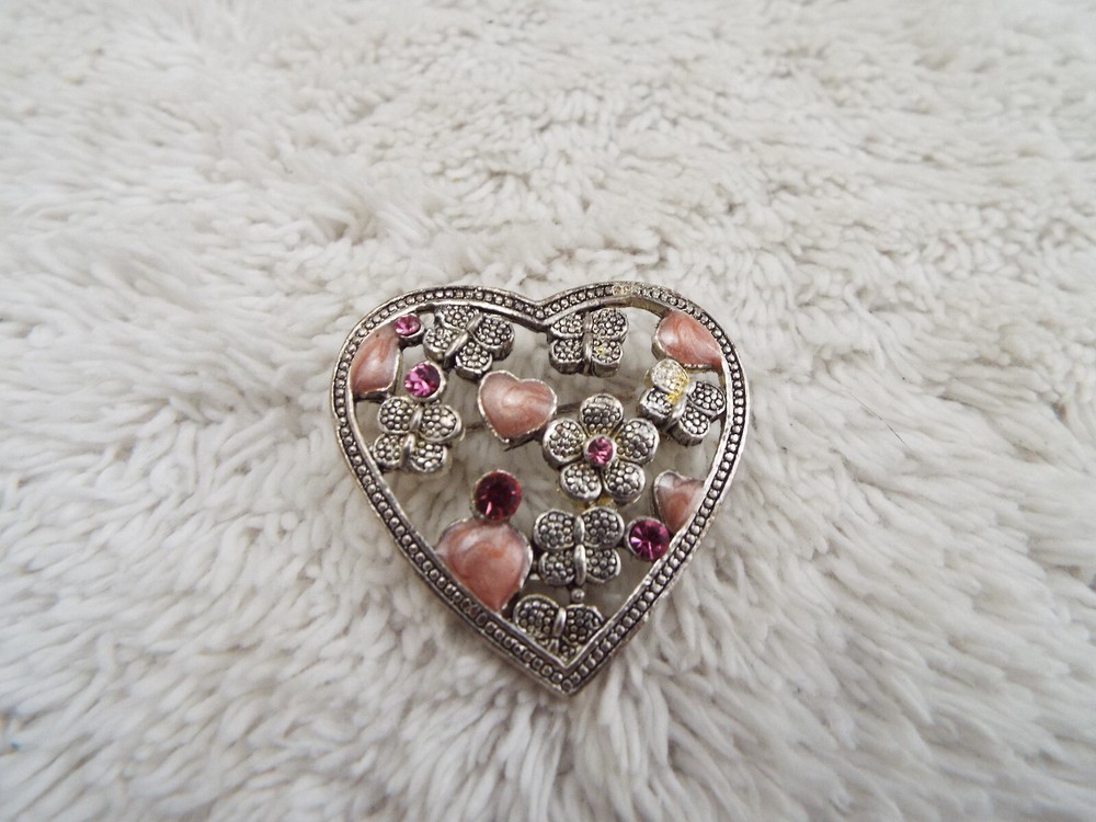 Silvertone Pink Rhinestone Heart Pin (H10)
