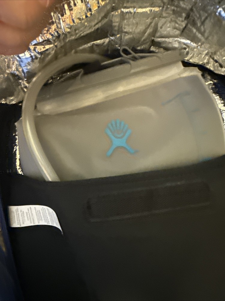Hydroflask Backpack With Water Pack