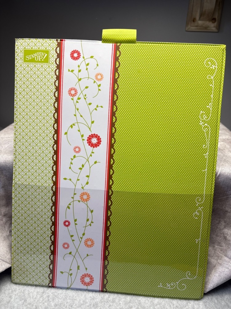 Stampin Up! Decorative Green & Floral Patterned Organization Folder