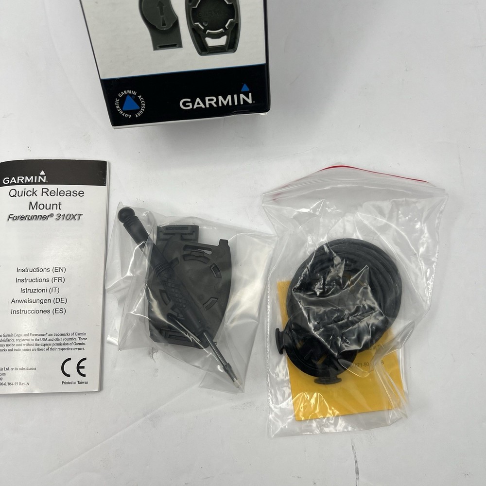 Garmin Quick Release Mounting Kit NEW