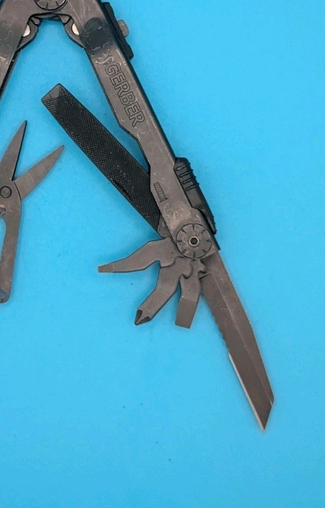 Gerber Diesel Multi Plier Multi-Tool! Black!