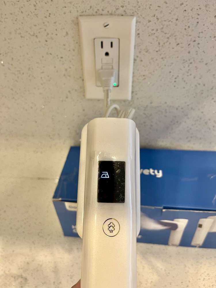 Garment Steamer By Dovety