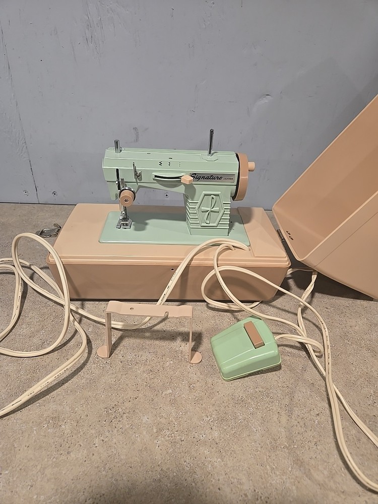 signature junior sewing machine