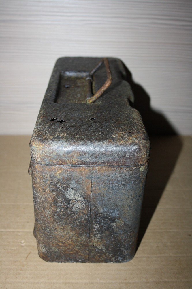WW2 Original German Box for SMI