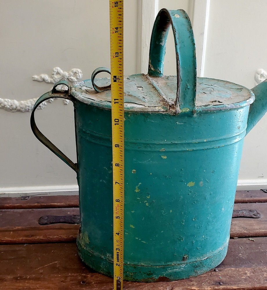 Vintage Galvanized Steel Rustic Watering Can