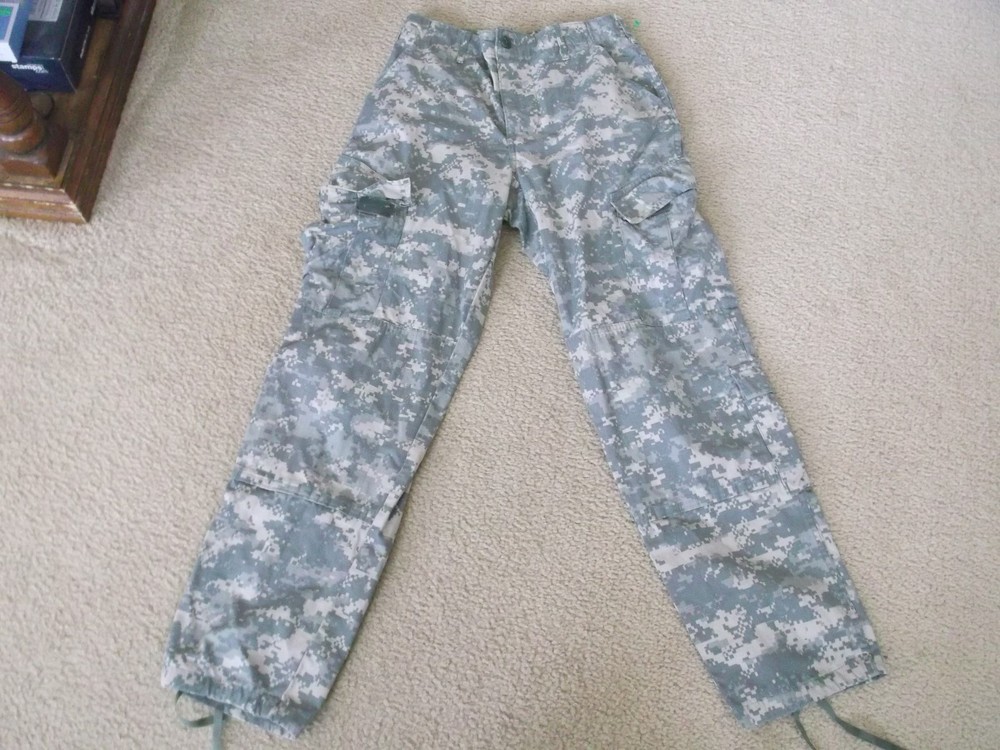 US  ARMY ACU PANTS  SIZE SMALL - REGULAR