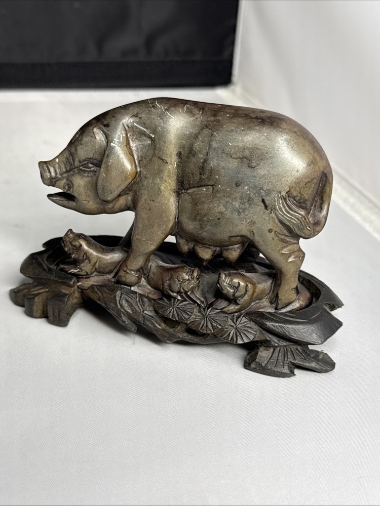 Foochow Stone carving Pig With Piglets