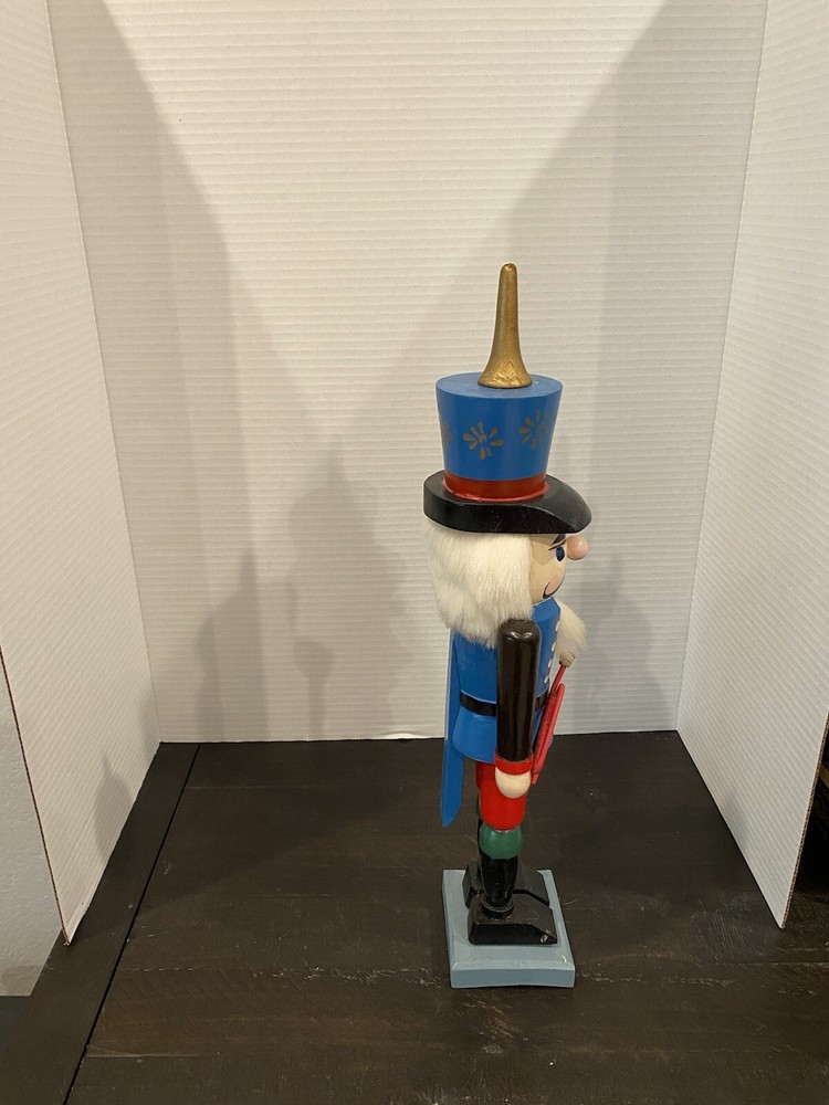 Nutcracker Holding Bugle 17 1/2 in