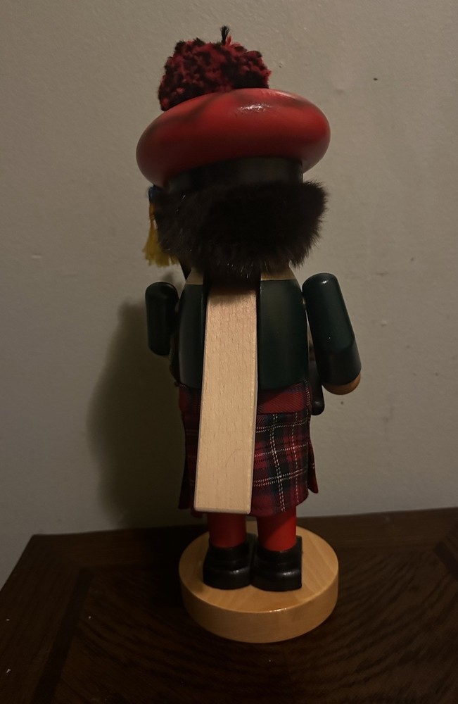 Steinbach Nutcracker 15" Scottish Bagpiper