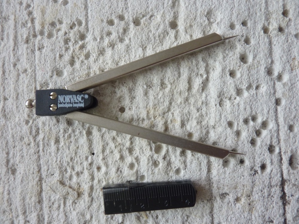 Drug Rep Norvasc Compass - Pharma - Drawing Drafting Engineering - Germany