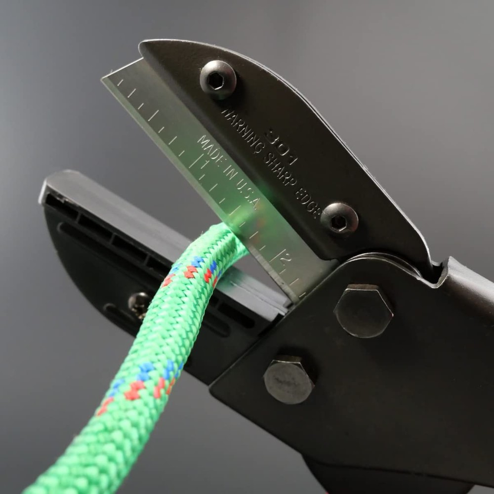 Industrial Multi-Cut Tool Heavy-Duty Blade for Plastic Cutting Red