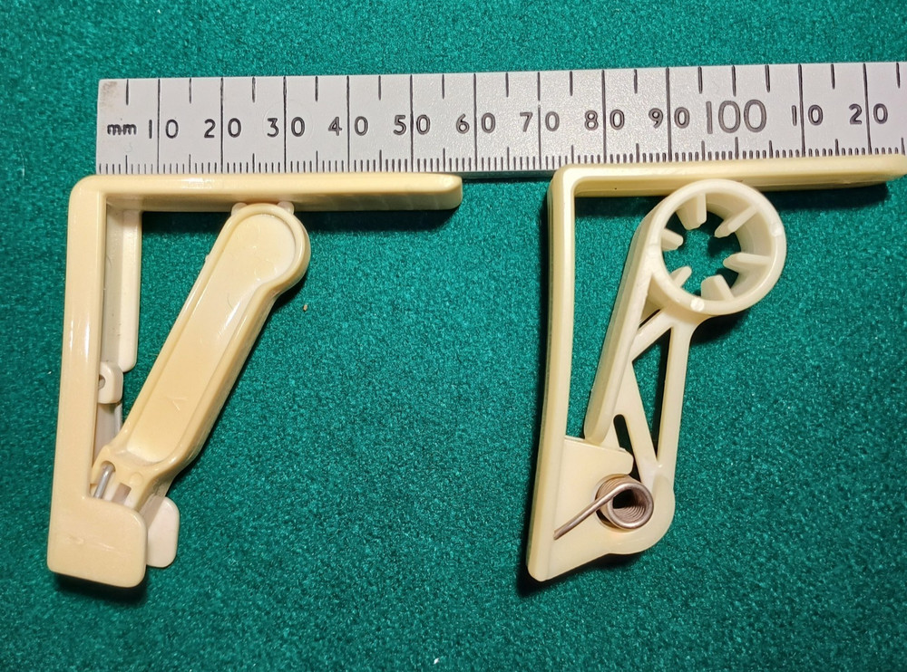SPRING-LOADED TABLECLOTH CLIPS. SET of 17