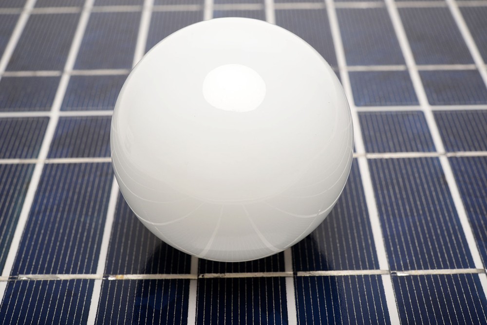 12V 24V DC 5W E27 Base Cool Pure White Day Light LED Light Bulb RV Boat Solar