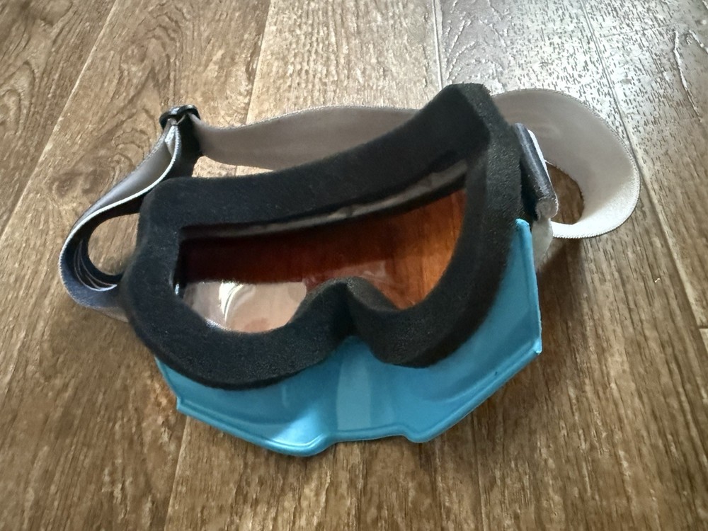 Smith goggles