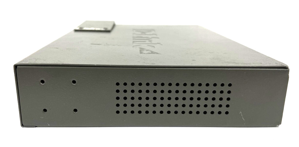 D-LINK DSS-16+ EXPRESS ETHERNETWORK SWITCH 16 PORTS OAL 11"