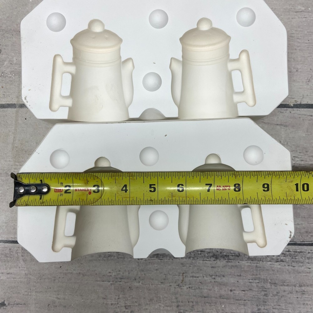 Unbranded Ceramic Casting Mold Salt & Pepper Shake Pitcher Figurine