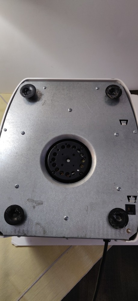 LabCorp Horizon Model 642E Centrifuge