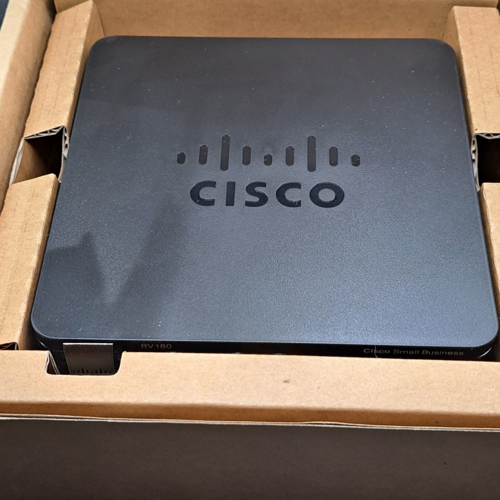 Cisco RV180 VPN Router