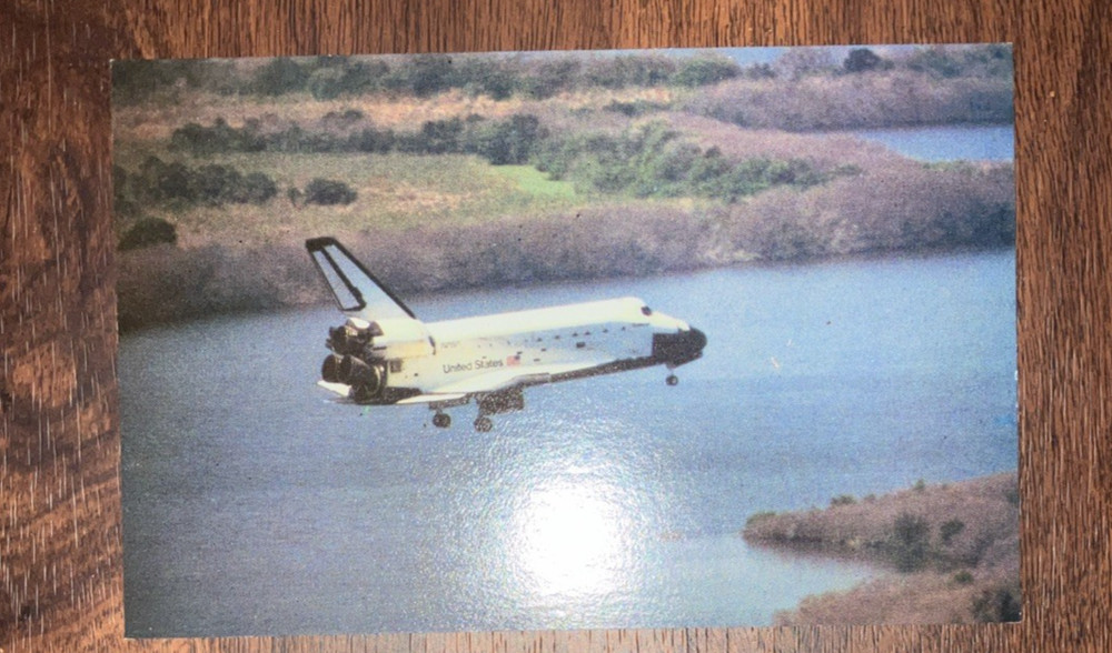 8 NASA COLLECTORS CHALLENGER SPACE SHUTTLE POSTCARDs