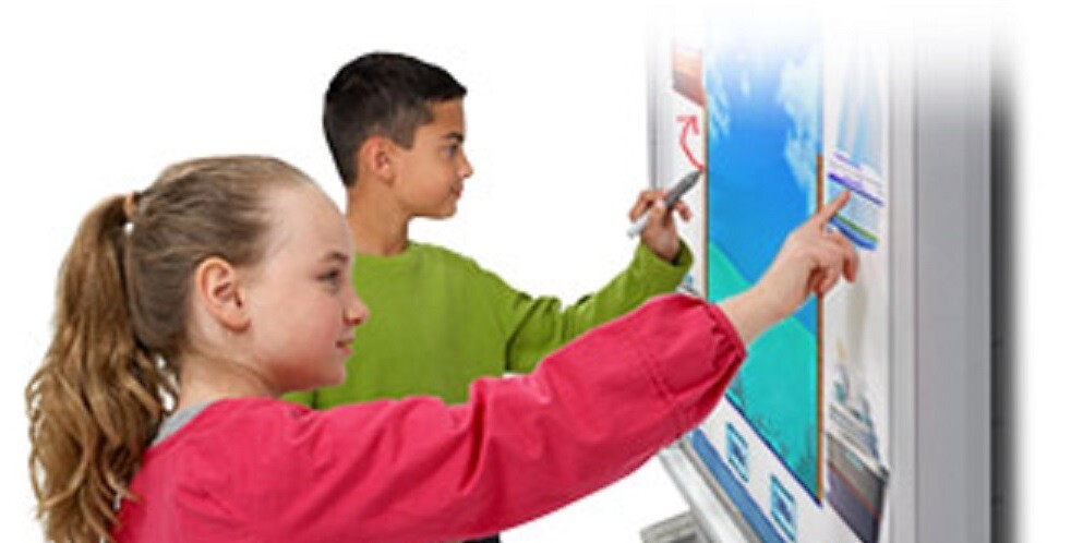 Interactive Smart Board SB680 and NEC Short Throw projector