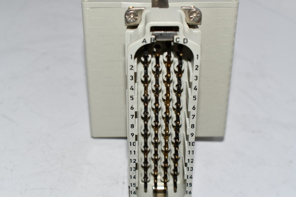 NEW Phoenix Contact Typ D-HC-KA-D Contact Insert
