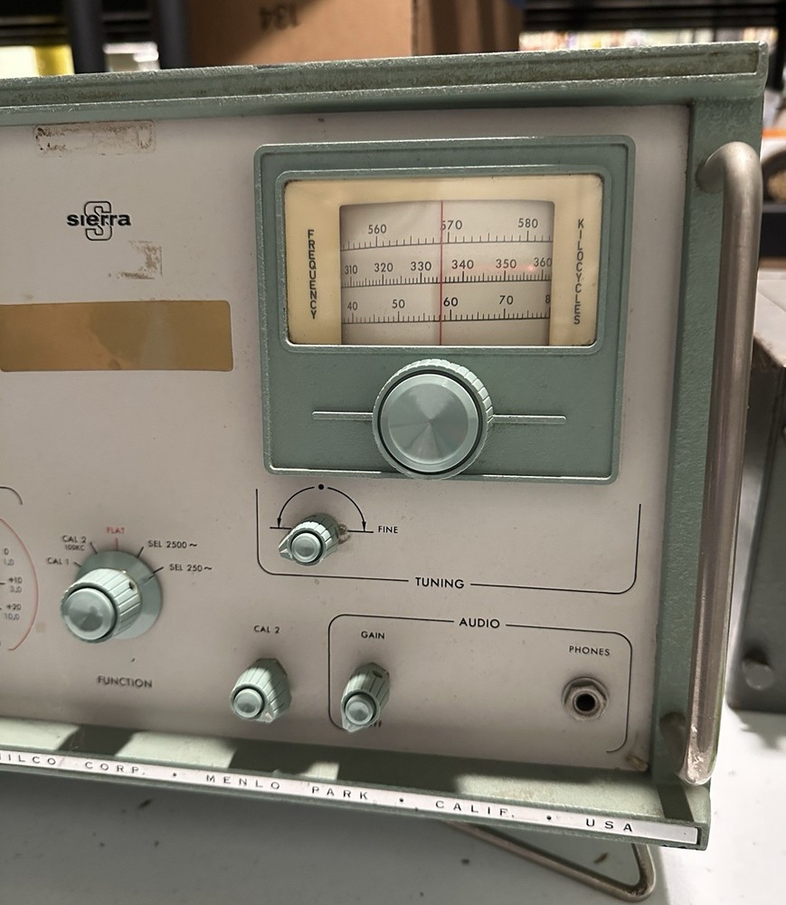 Philco Sierra Model 125B Frequency Selective Voltmeter – Untested