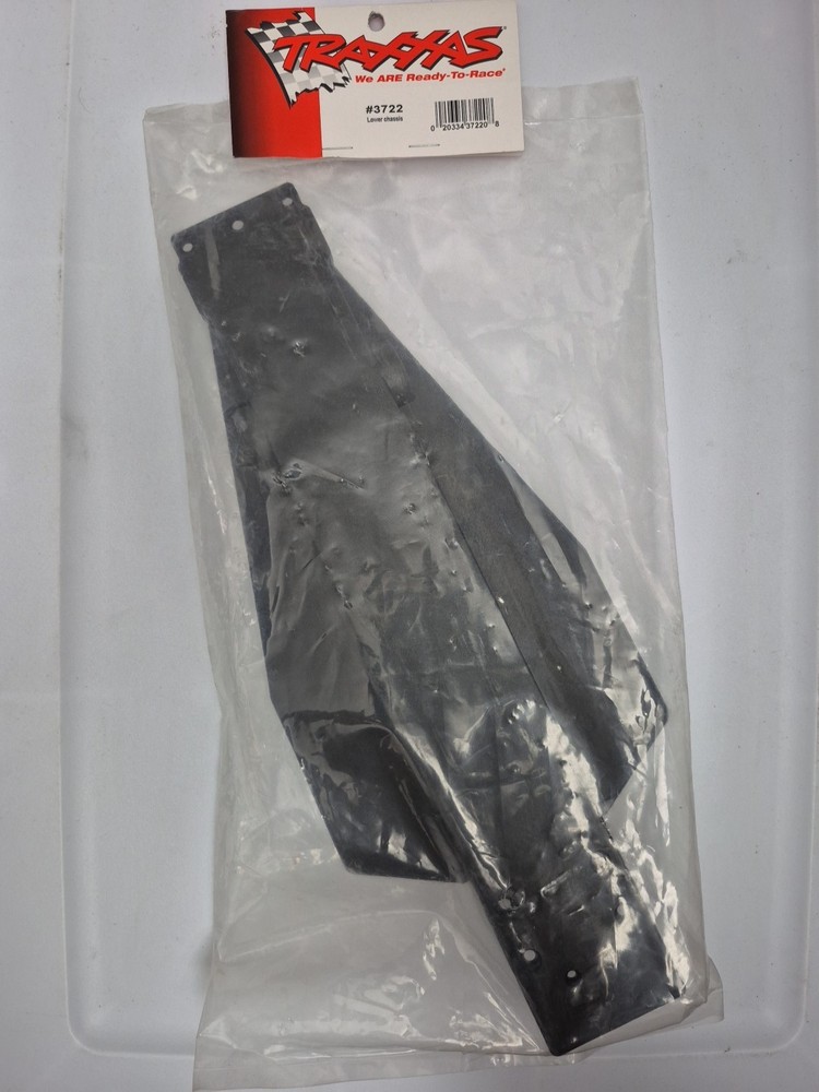 Traxxas lower chassis # 3722