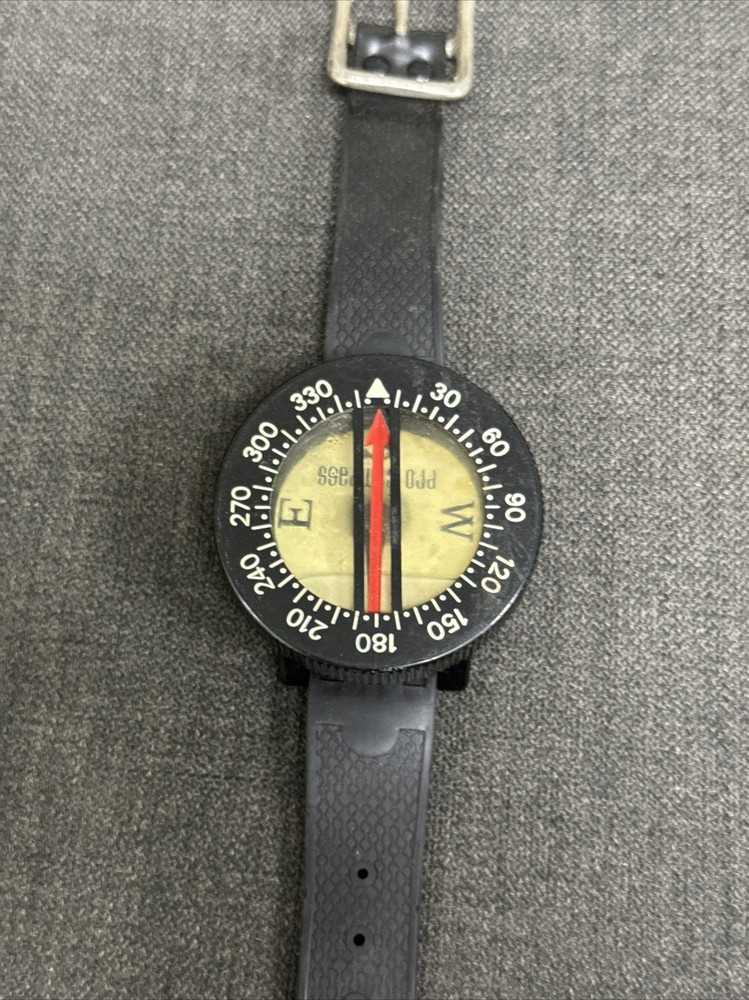 Scuba Compass (SELLING FOR PARTS NOT WORKING/UNTESTED