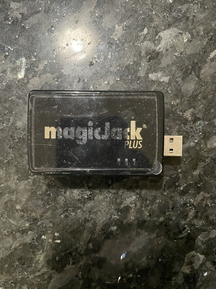 MagicJack Plus Local Long Distance Calling Telephone Unit Device Cable Untested
