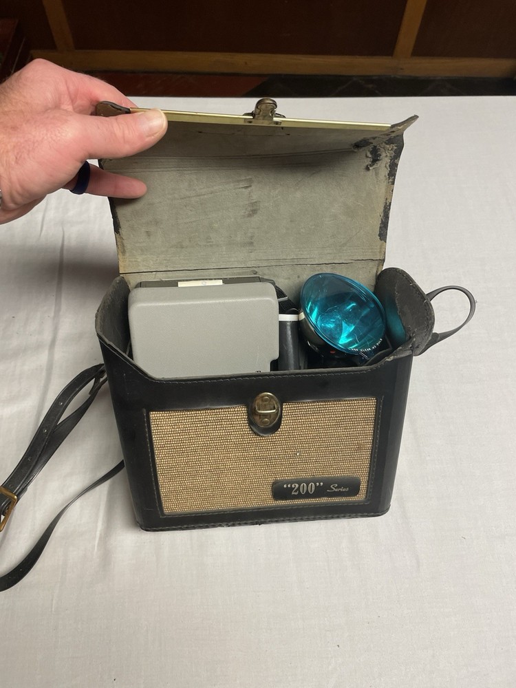 Polaroid Automatic 220 Land Camera Vintage, Complete With Case Untested