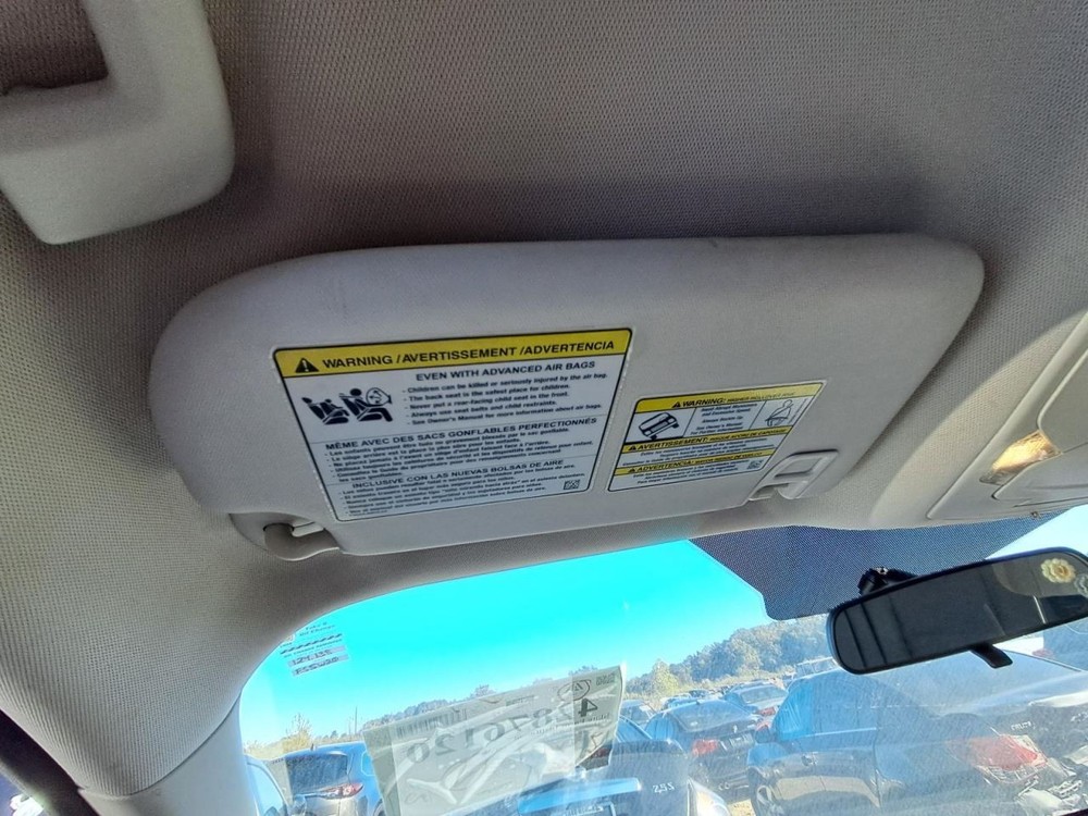 Fuse Box Engine Fits 17 ESCAPE 4813408