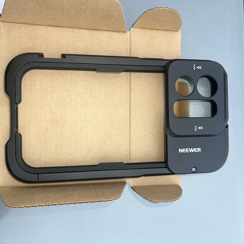 NEEWER 15 Pro Max Cage Phone Video Rig Snap On 67mm Filter Adapter Side Handle