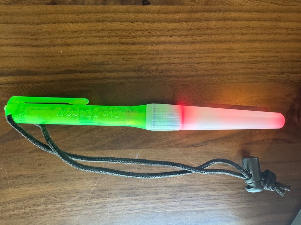 Underwater Kinetics Sunlight C8 Mini Q40 SL4 Dive Beacon SEE DESCRIPTION