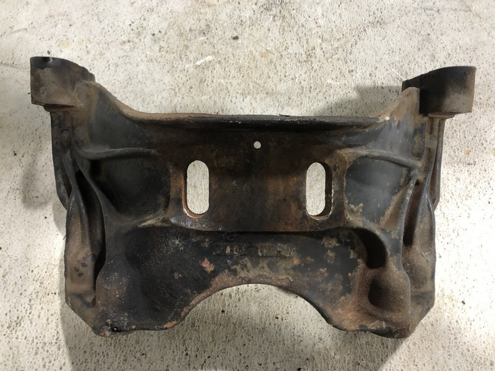 Detroit DD15 Engine Mount - Used