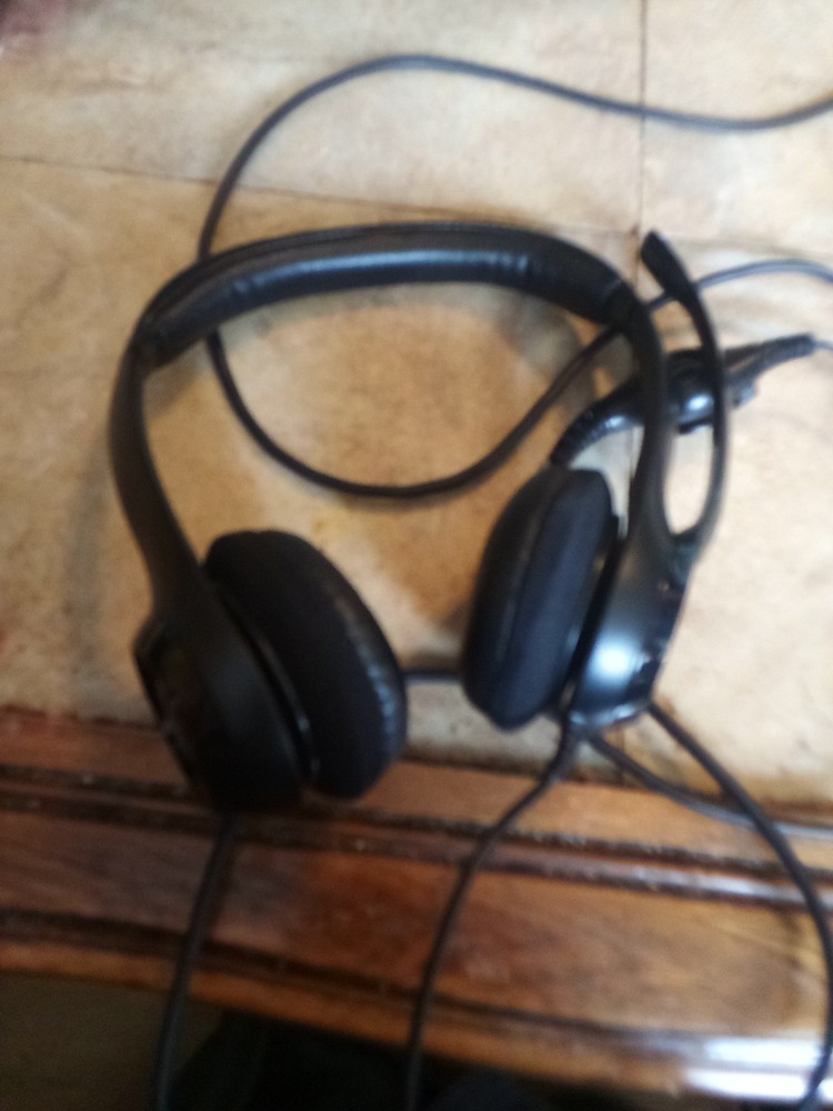 Logi Black USB Headset TESTED