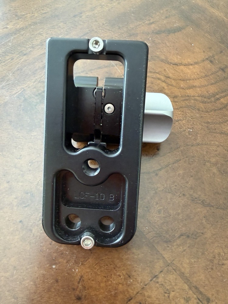 LCF-10B Foot for Nikon