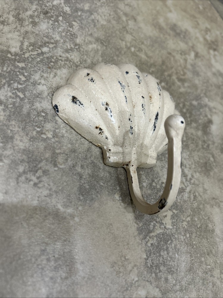 Set Of 2 Cast Iron Seashell Hooks