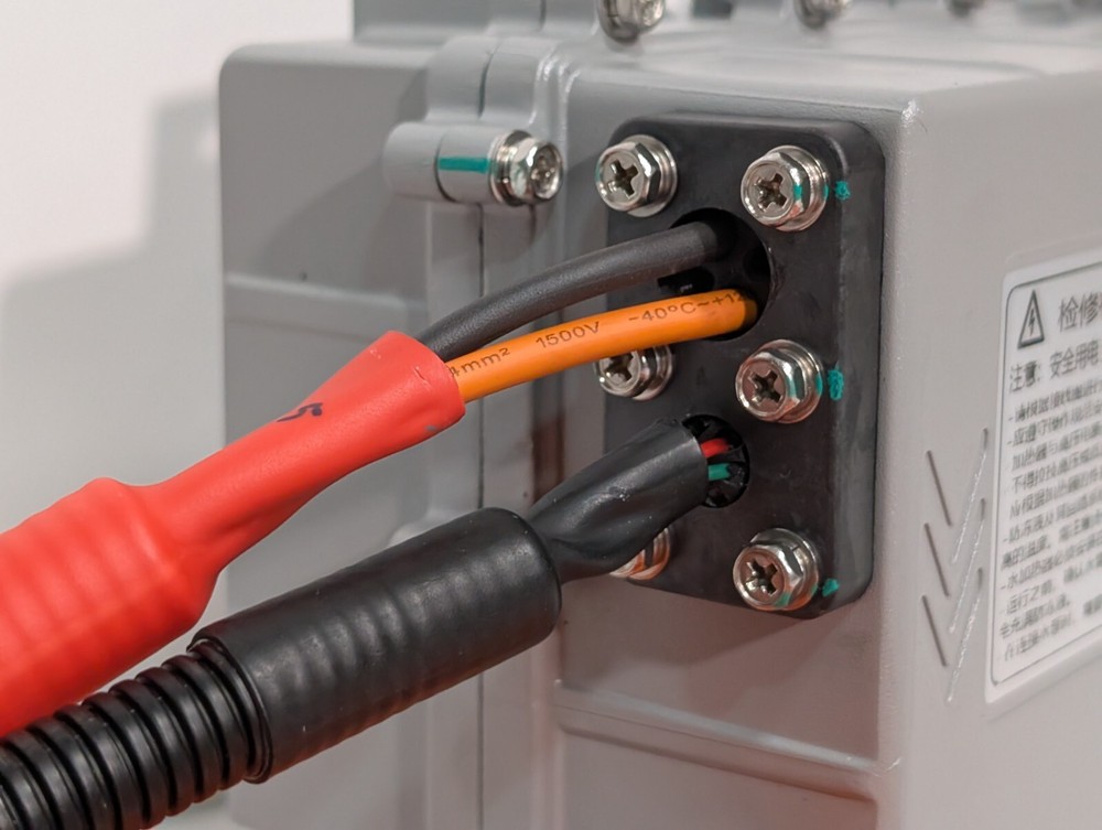 Suzhou Yiwei Lianke HVH-K1020001CD80 PTC Water Heater For Electric Vehicles 10kw