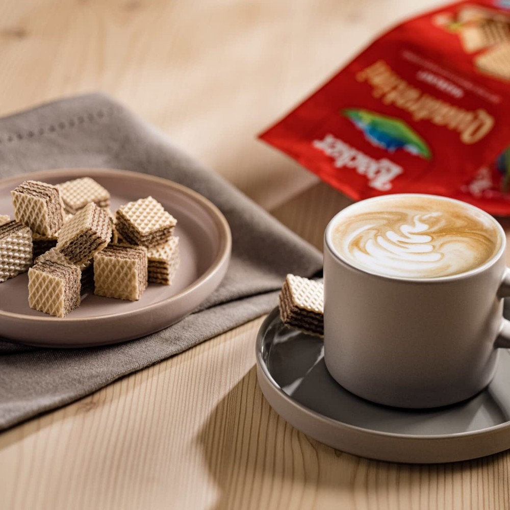 Loacker Quadratini Hazelnut Wafer Cookies 8.82 Oz