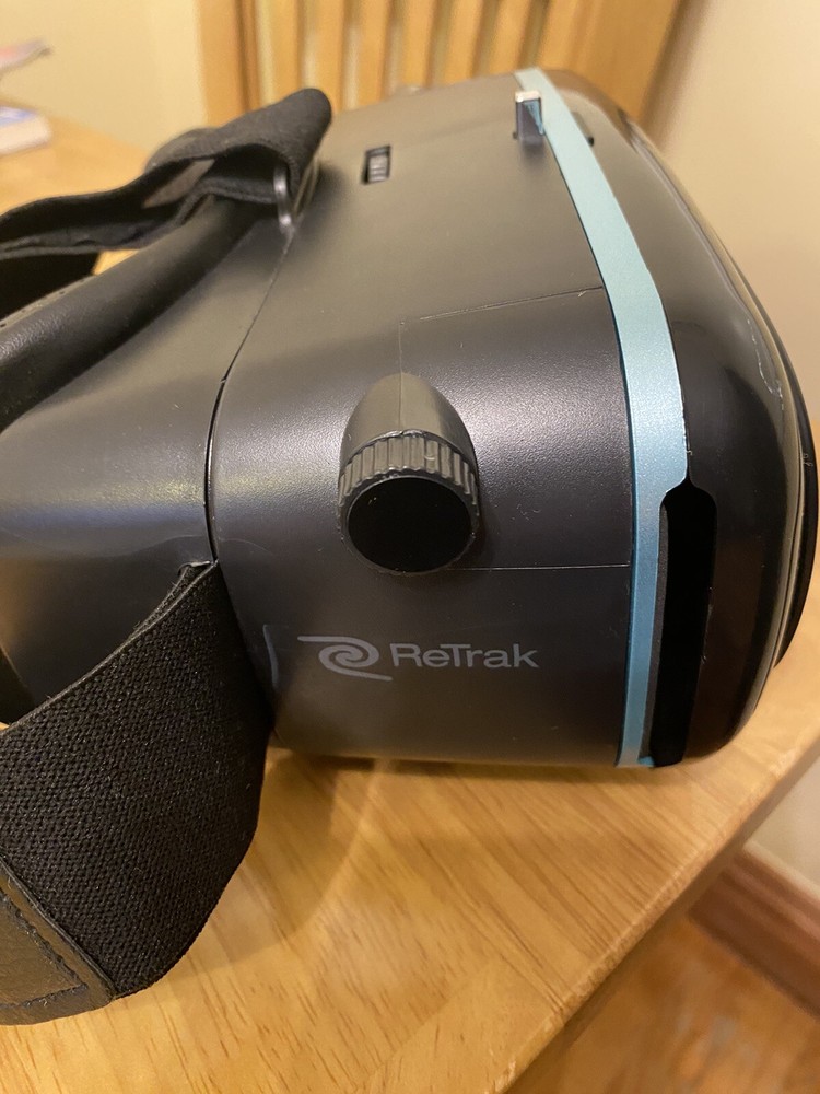 Utopia 360 Virtual Reality 3D VR Headset w Bluetooth remote Controller