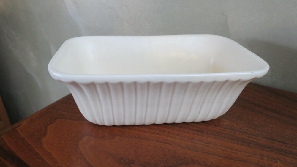 Haeger White Vintage rectangle planter ribs