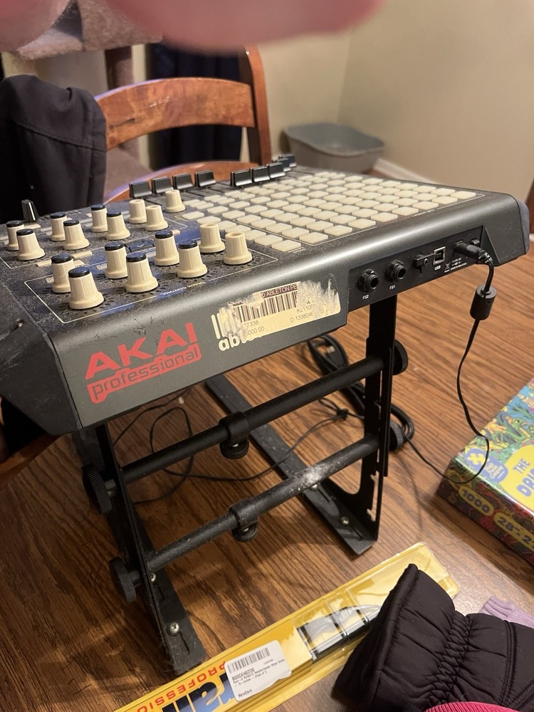 Akai Professional APC40 DAW MIDI Controller Ableton