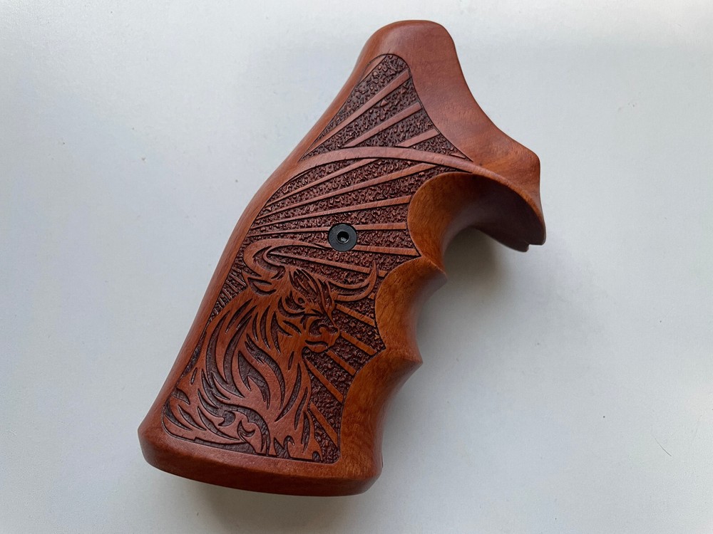 Cool remade handle Grips For Taurus Medium/Large Frame Square Butt .357 Hardwood