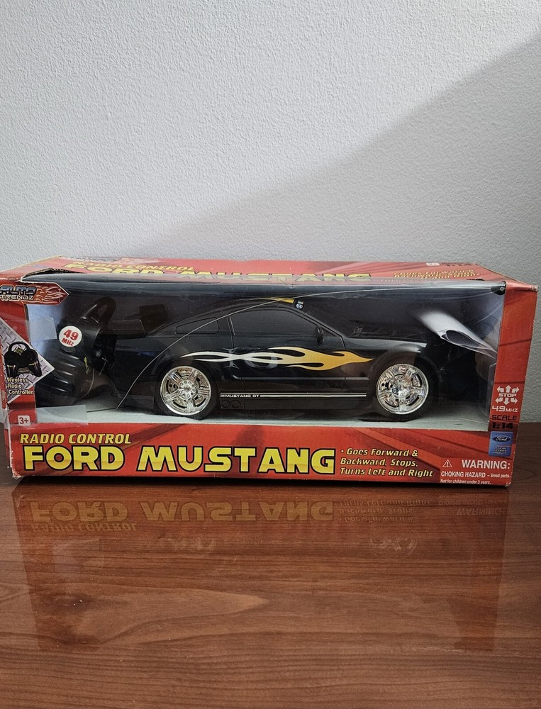 Auto Trends Ford  Mustang Control New - BIG 1:14 Full Function