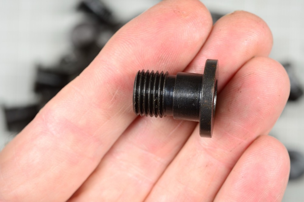 10 DOTCO SCREWS # 14-2571