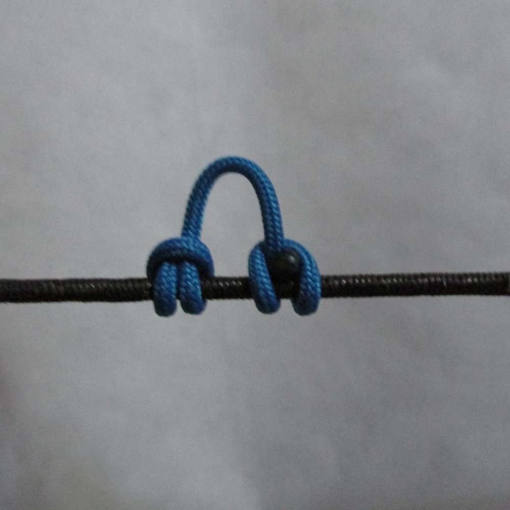 Rope style archery D loop